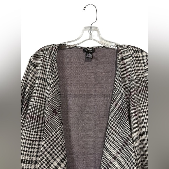 SOHO Apparel Ltd, Black & White Plaid Open Front Jacket, Medium - Picture 3 of 8